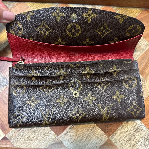 4092 LOUIS VUITTON Monogram Emilie Wallet Cherry Leather W/ Box - Picture 6 of 12